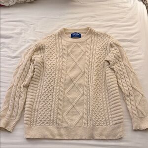 Chunky fisherman knit sweater. Rory Gilmore sweater.